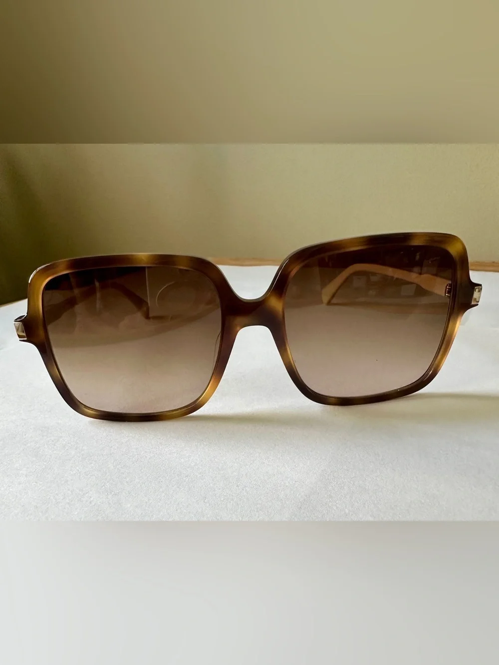 Longchamp Women Sunglass LO641S-220 White/havana 55-17-140